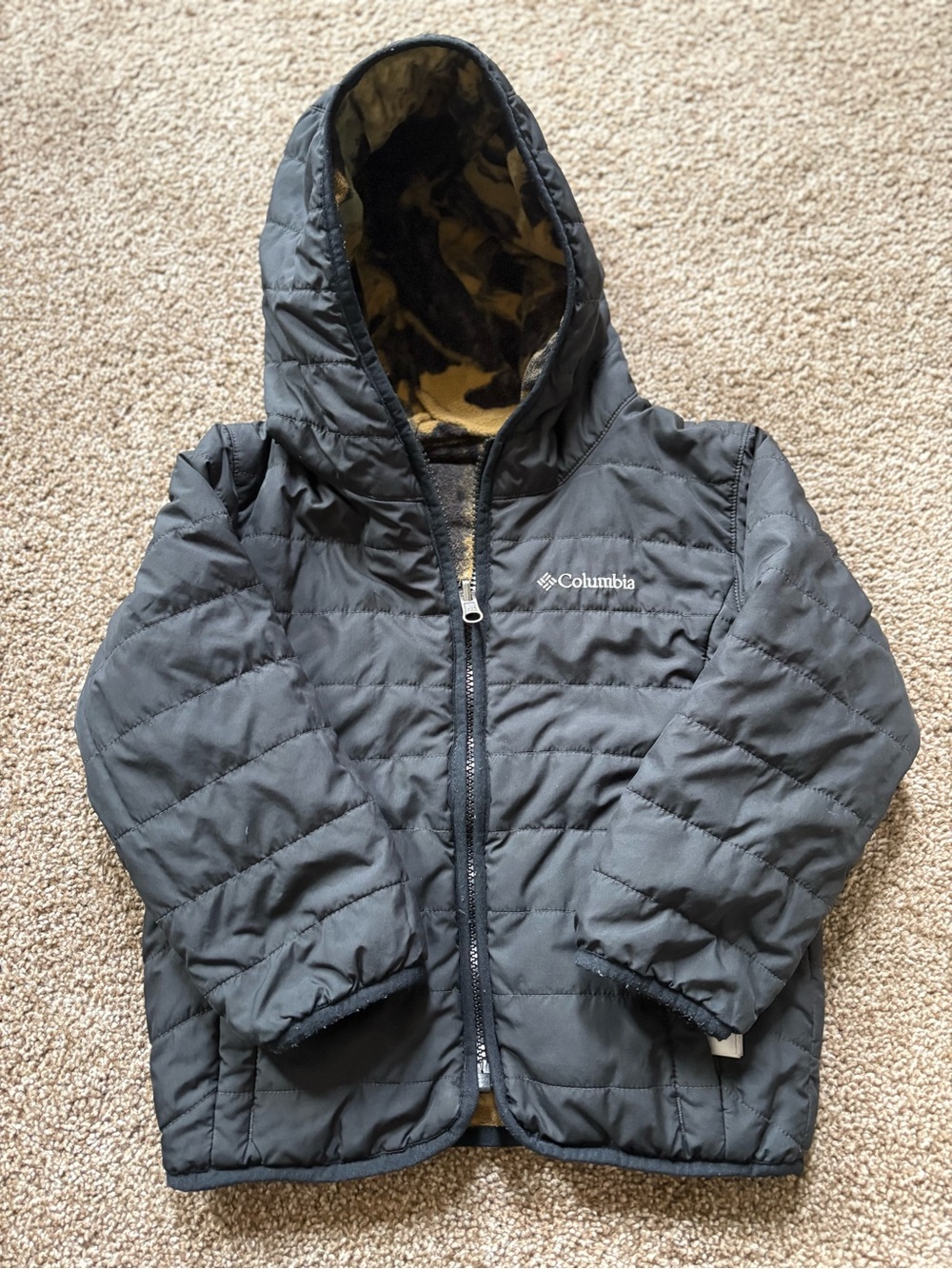 Columbia Black Quilted Hooded Jacket with Camo Lining
